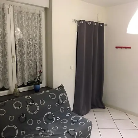 Casa de Férias Maison Avec Terrasse 45m2 - Proche Activite Amnéville