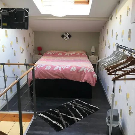 Maison Avec Terrasse 45m2 - Proche Activite Casa de Férias Amnéville